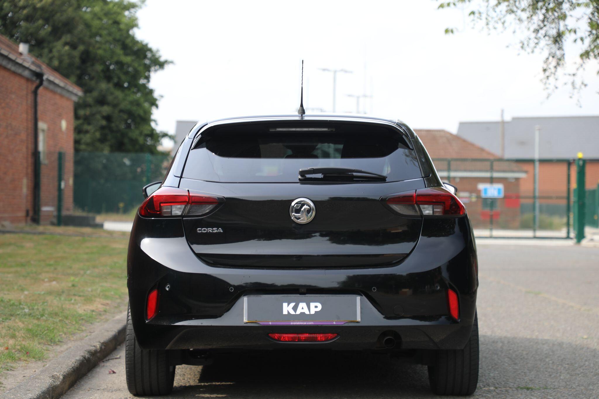 Large vehicle image
